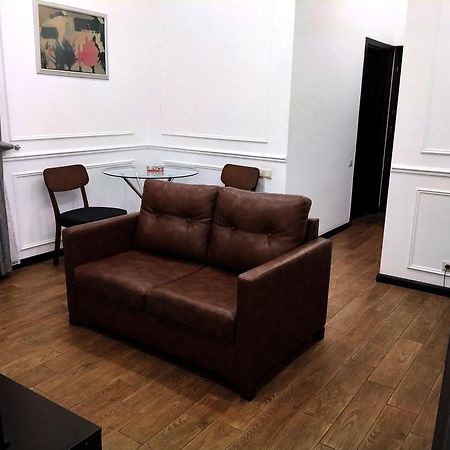 Boutique Living Hotel Yerevan Bagian luar foto