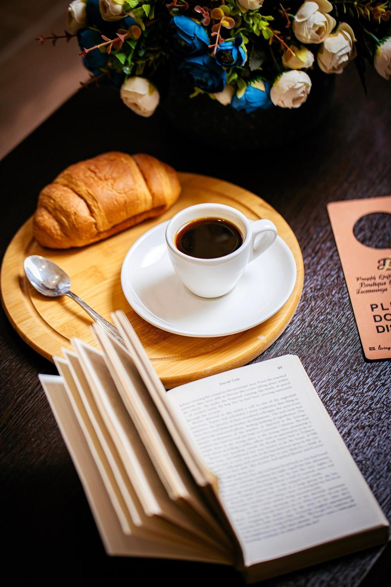 Boutique Living Hotel Yerevan Bagian luar foto